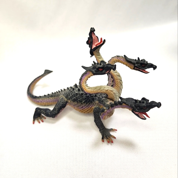 Hydra Multi-Headed Dragon Figurine Black and Tan - Picture 8 of 10
